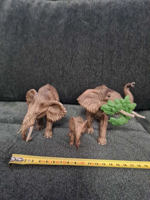 Figurki słoni - rodzina