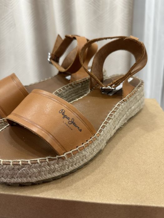 Босоніжки шкіряні Pepe Jeans KATE коричневі 37 розмір
