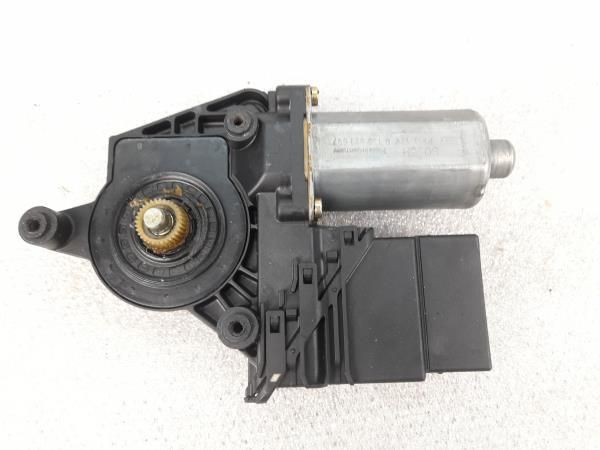 Motor vidro trás esquerdo VOLKSWAGEN Passat (3B2)