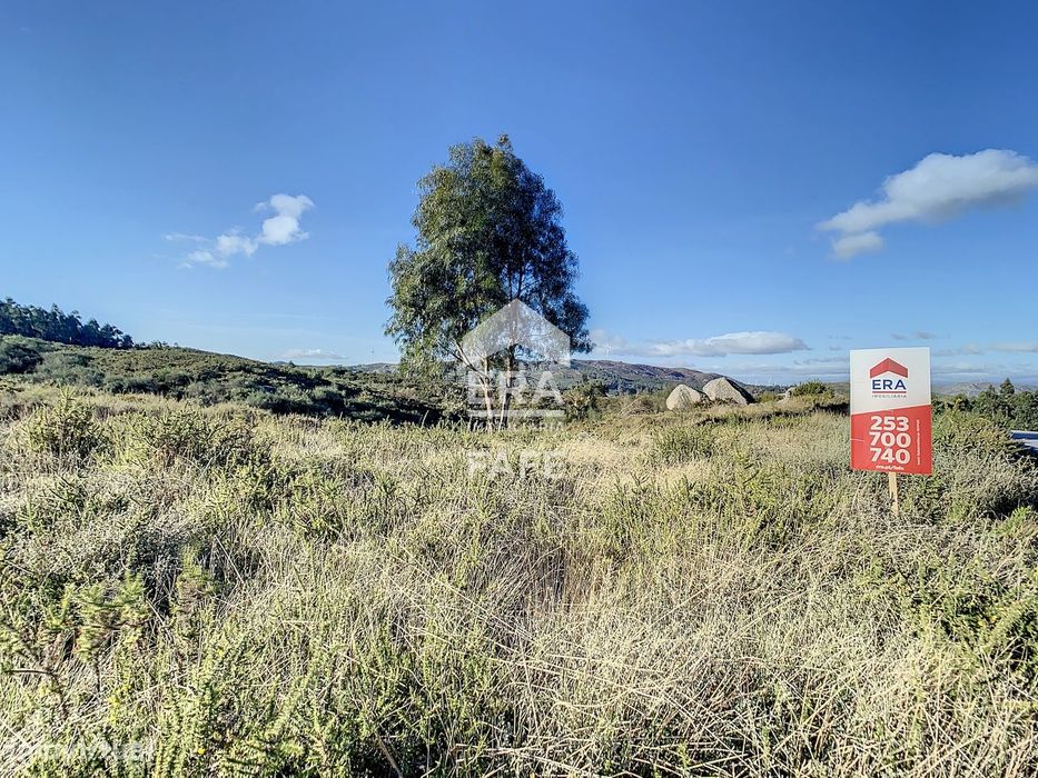 Terreno com 4.810m2 — Vale de Bouro, Braga