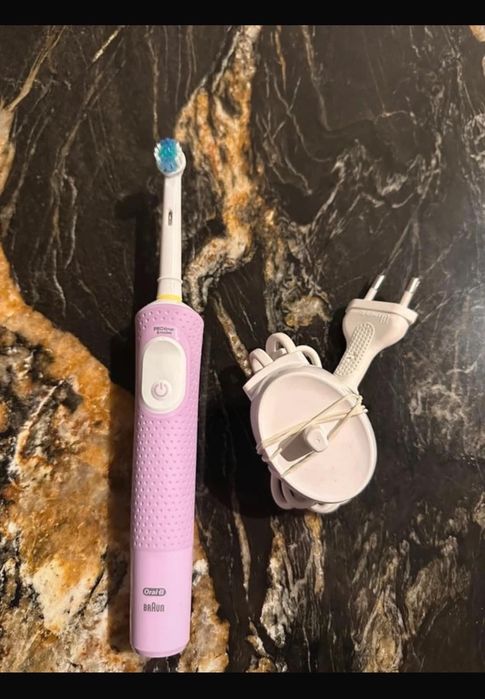 Szczoteczka Oral-B PRO  Vitality