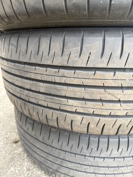 Opony letnie Dunlop 225/55 R18 98H DOT 3422