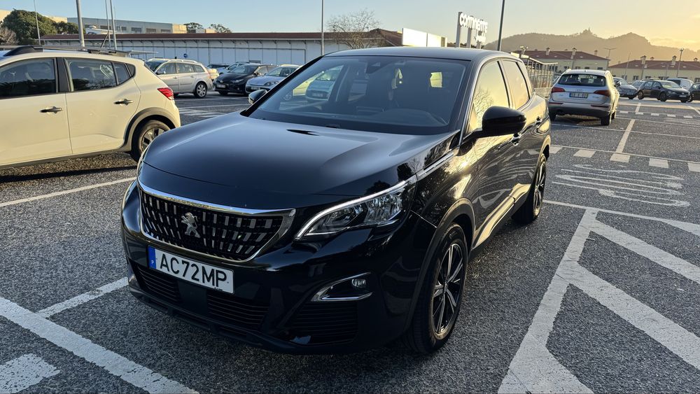 Peugeot 3008  1.5 BlueHDI  com 130cv, 78.000kms, Diesel .
