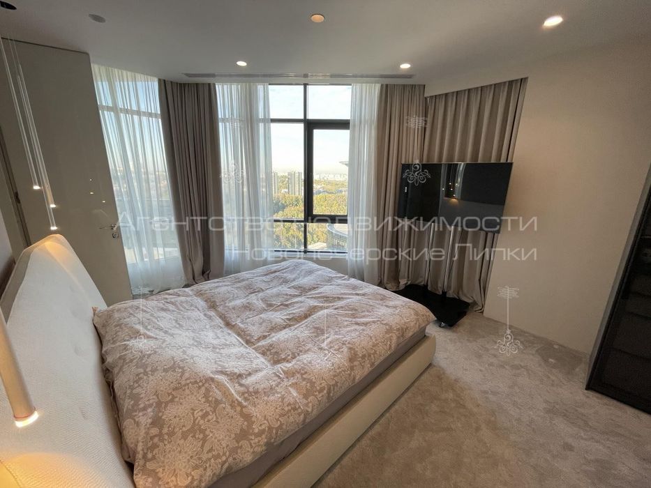 Продам пентхаус с лучшим видом на Днепр ЖК Pechersky Болсуновская 2