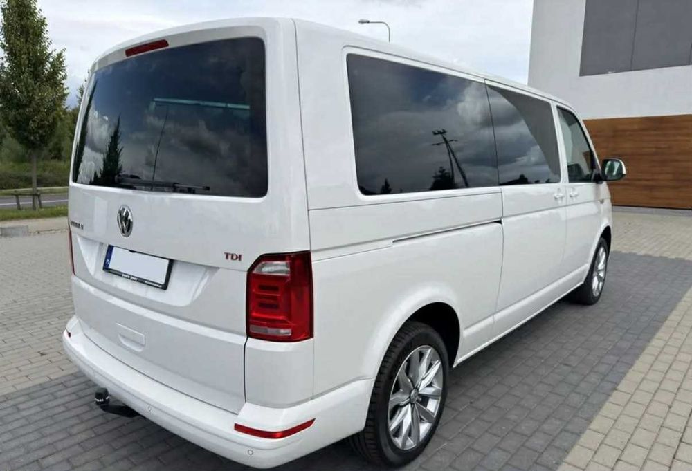 Przewozy okolicznościowe przewóz osób wynajem bus 8 osób transport