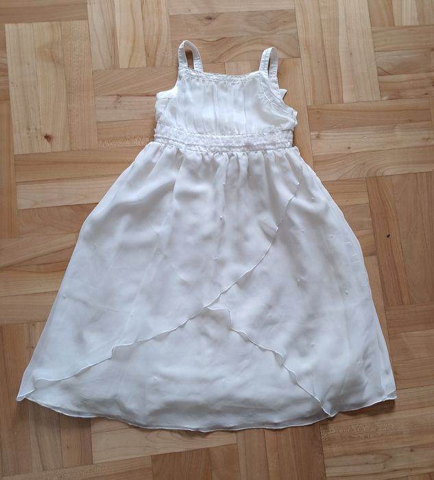 Długa  sukieneczka   - 134 cm