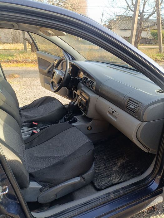 Продам октавію тур