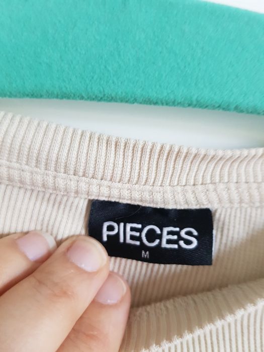 Pieces bluzka kremowa prazkowana bufki r m