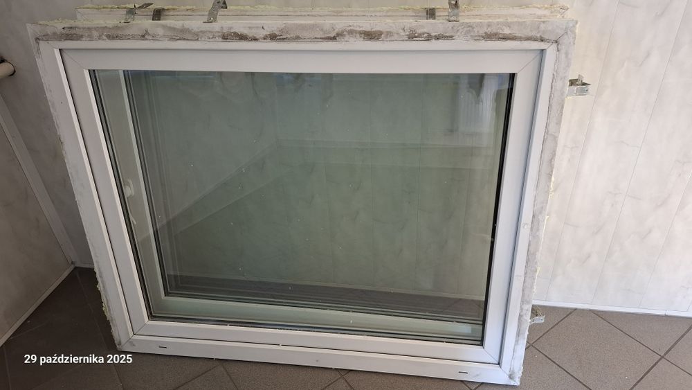 Okno pojedyncze  138x112