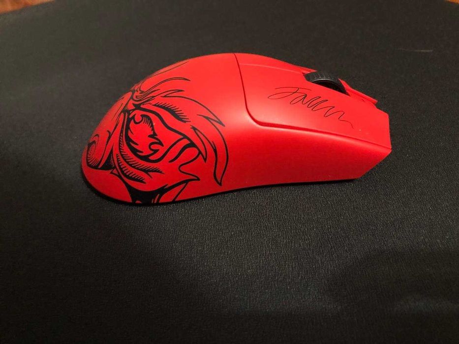 Razer Viper V3 Pro FAKER EDITION