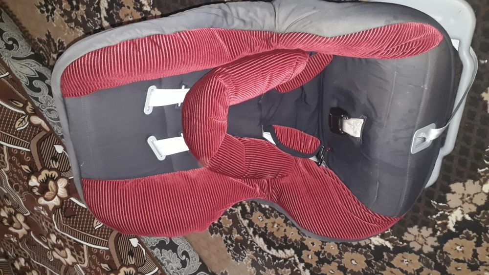 Продам автокрісло BRITAX ROMER
