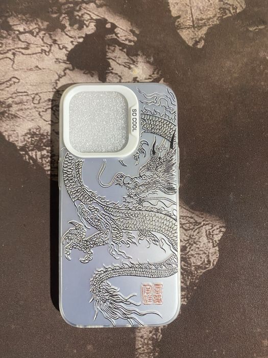 Чехлы на iPhone
