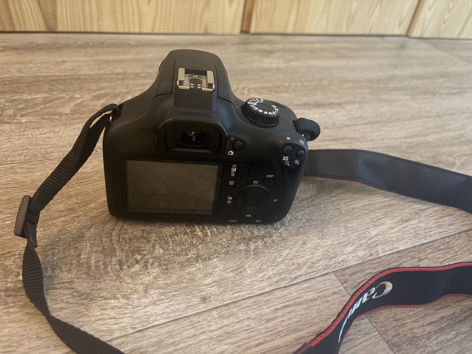 Canon 4000D aparat