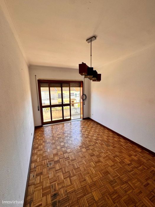 Andar de moradia T3 com garagem, em Ermesinde