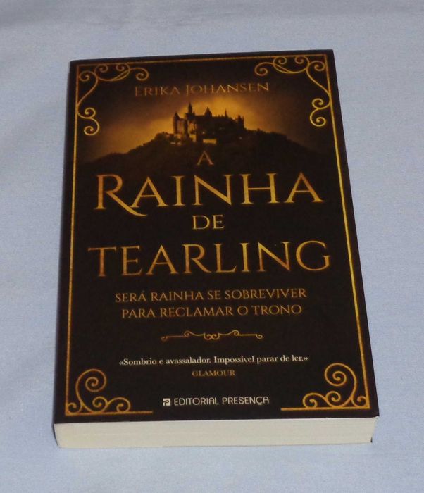 The Queen of the Tearling by Erika Johansen (NEW)