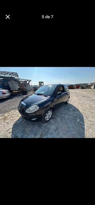 Lancia Ypsilon 1.2 16V Argento 4