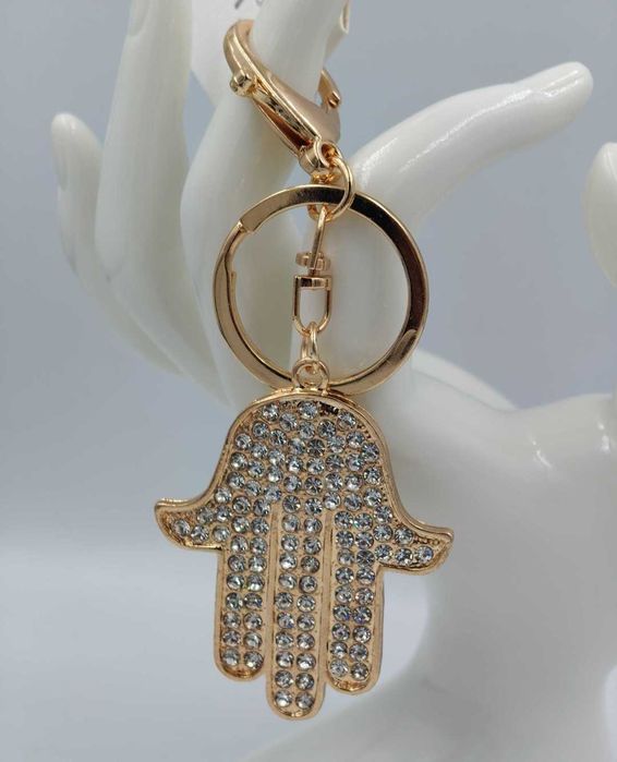 Błyszczący brelok ręka Fatimy v kryształki zawieszka do kluczy torebki