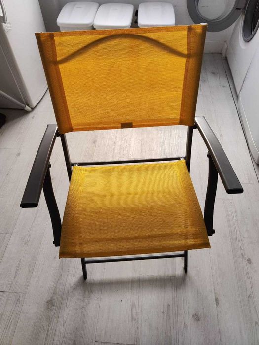 2 Cadeiras Naterial  – Como Novas!