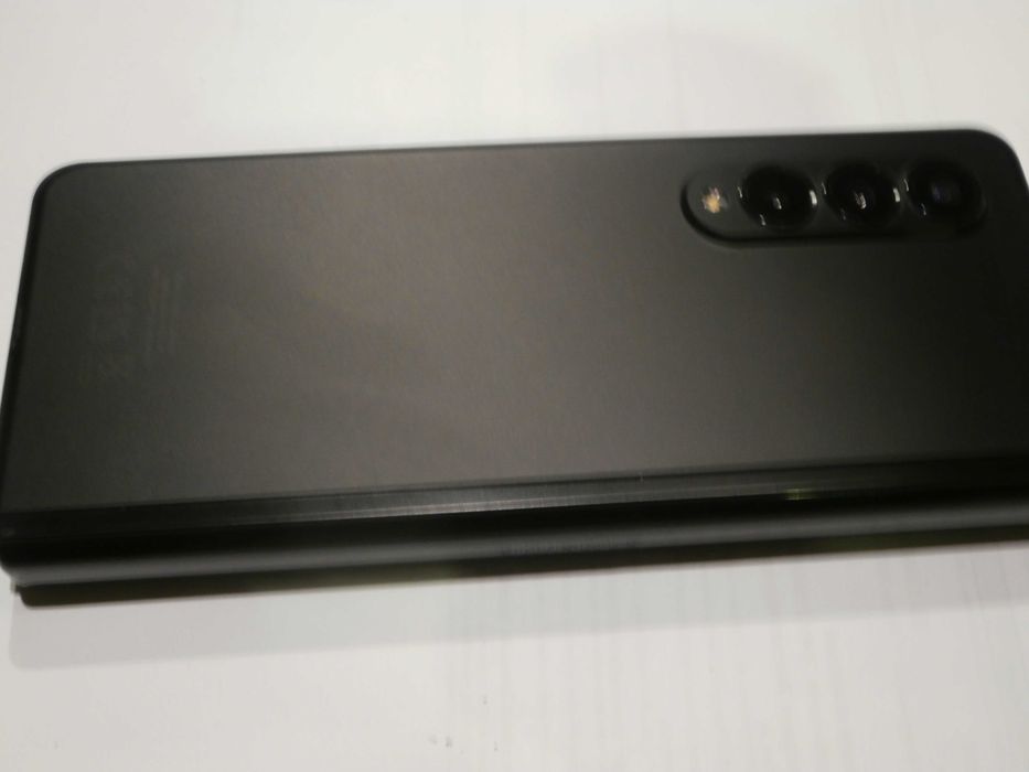 Samsung Galaxy Z Fold3