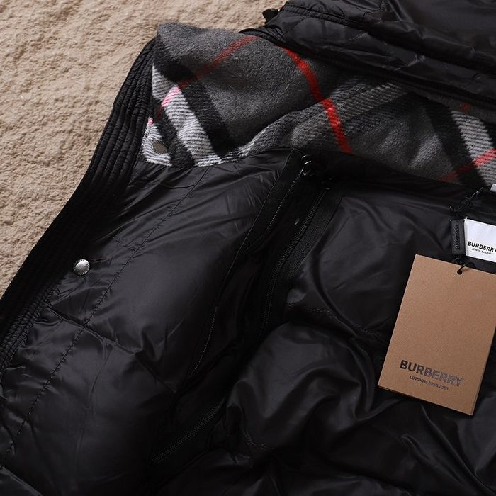 Пуховик Burberry