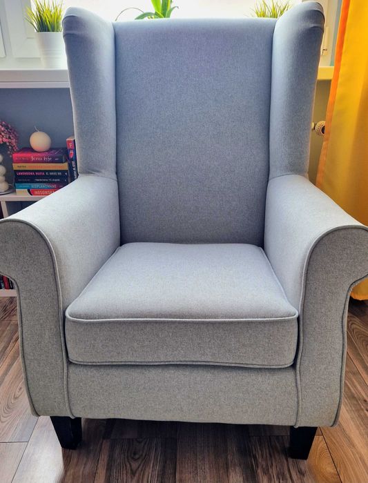 Fotel uszak jasno niebieski