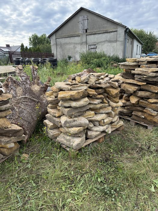 Piaskowiec do ogrodu na chodnik ładny gruby czysty