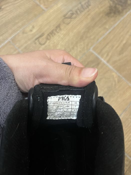 Кросівки FILA 38р