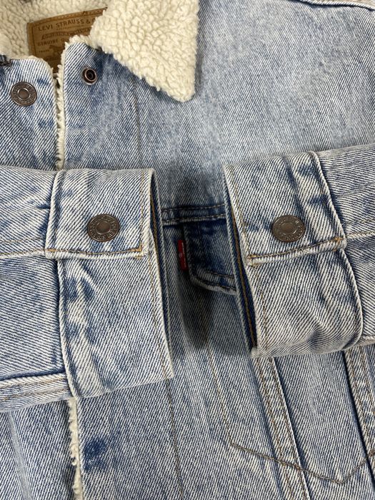 Kurtka damska Levi’s sherpa type 3 trucker polar jeansowa premium
