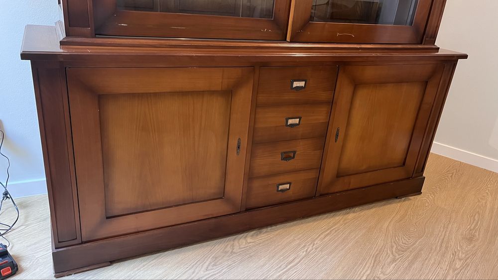 Cristaleira Roche Bobois