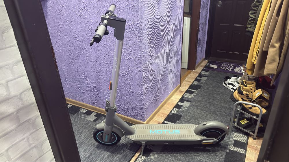 Hulajnoga Motus Scooty 10