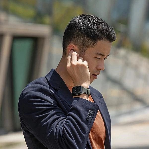 Pasek Uniq Linus Airosoft Silicone na Apple Watch 42 / 44 / 45 mm - cz