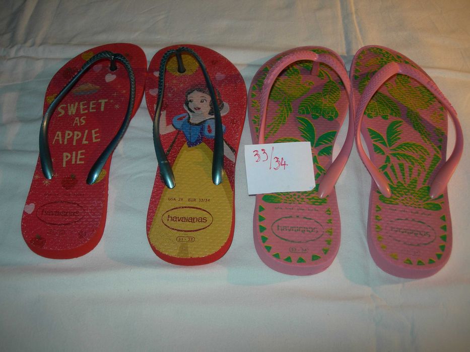 Havaianas  Chinelos praia. Jovem criança.