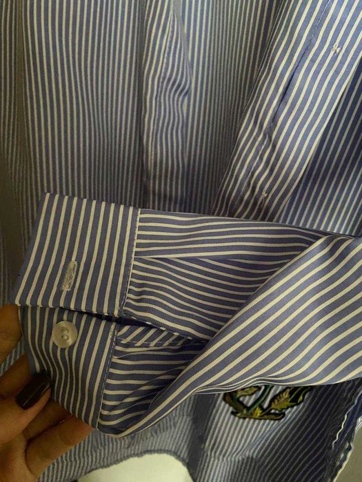 Сорочка з вишивкою блакитного кольору