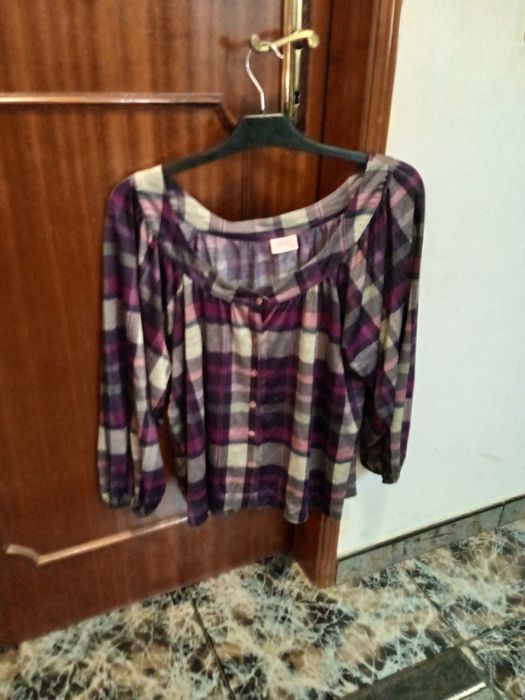 Roupa TAM XL em bom estado