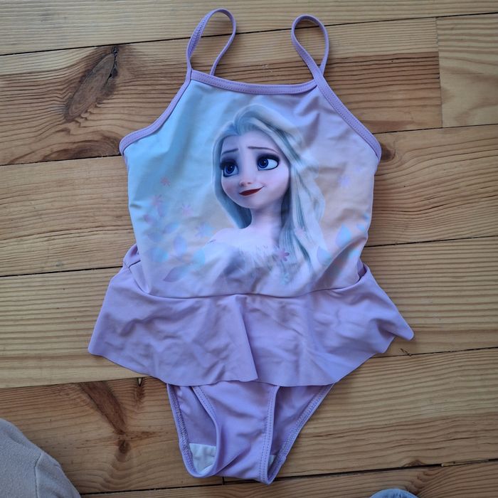 Продам дитячий купальник.