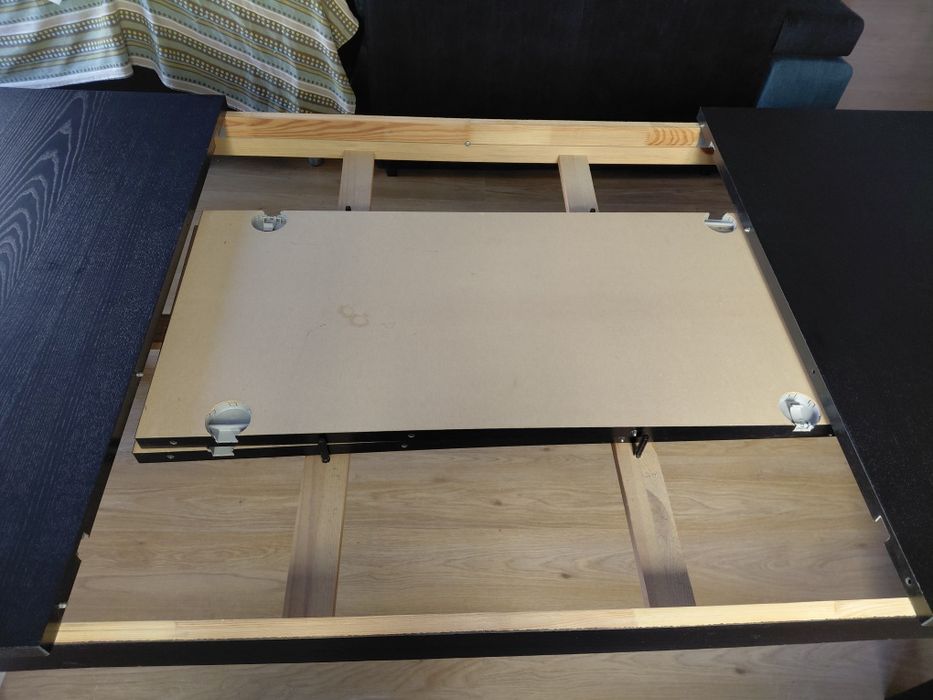 Mesa de refeicões445756739766855682