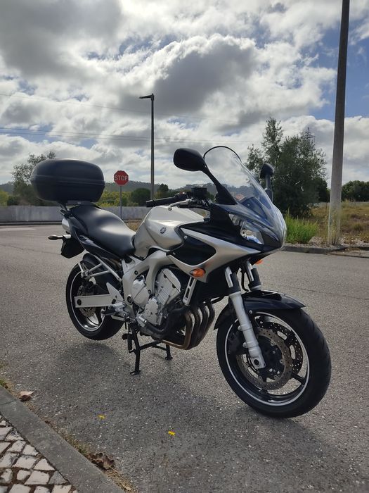 Yamaha FZ6  2004