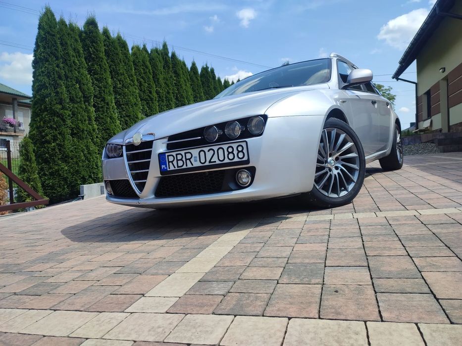 Alfa Romeo 159
