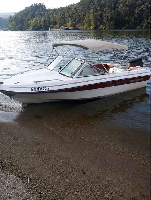 Barco Invader 150