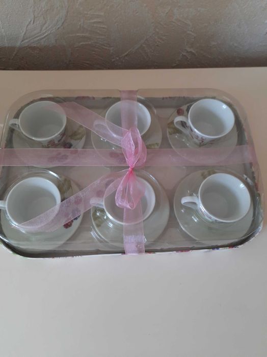 Прдарунковий набір маленьких горняток для кави
