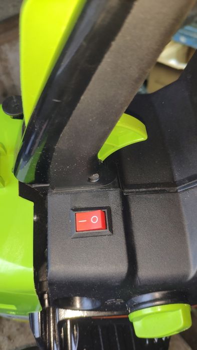 Бензопила STROMO SC3900 метал