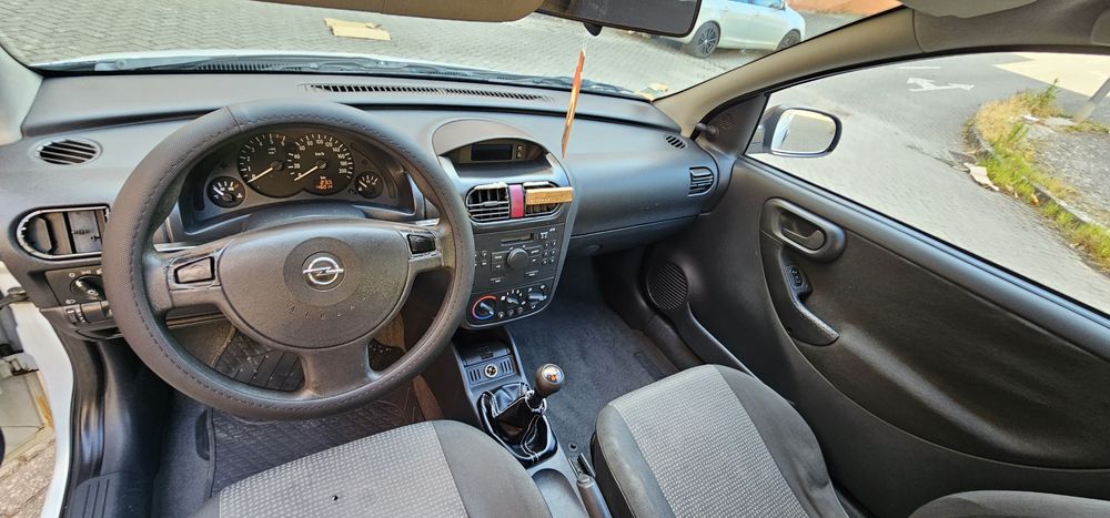 Opel corsa 1.3 cdti impecável a/c 06