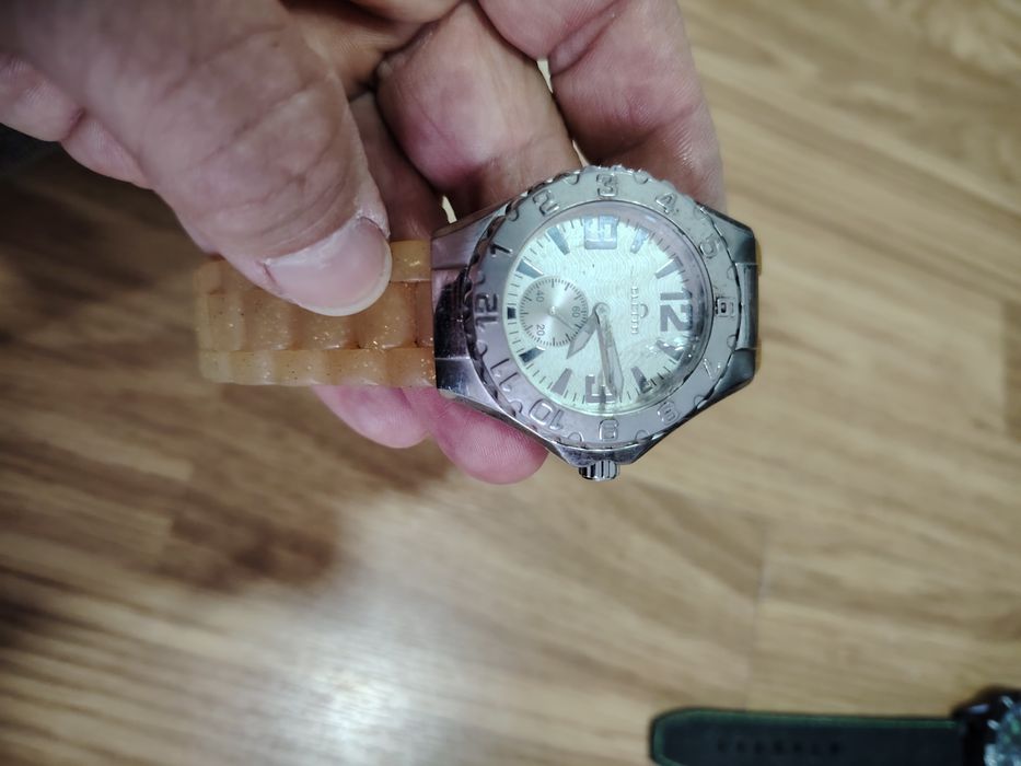 Relógio analógico da elleta