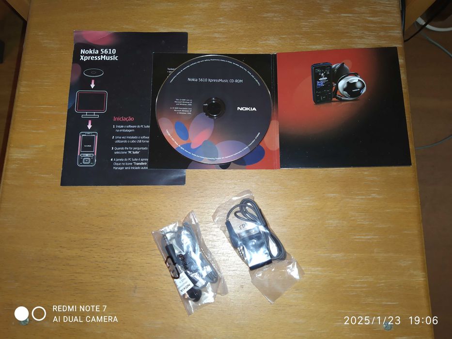 ## auriculares Nokia 5610 Xpressmusic + cd rom (novo e selado) ##