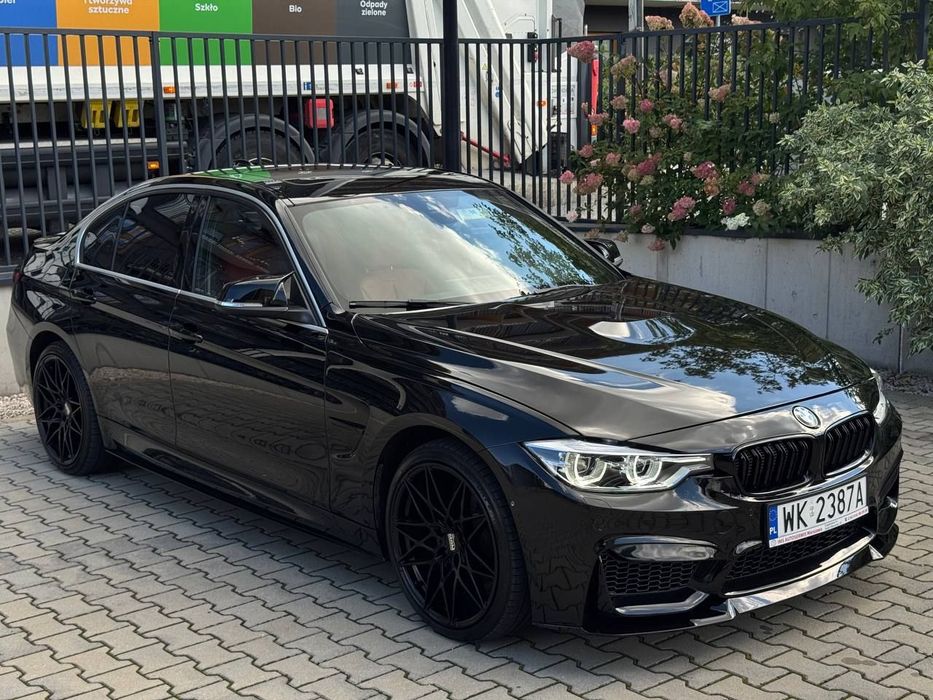 BMW Seria 3 Doinwestowana 330i M3 Look