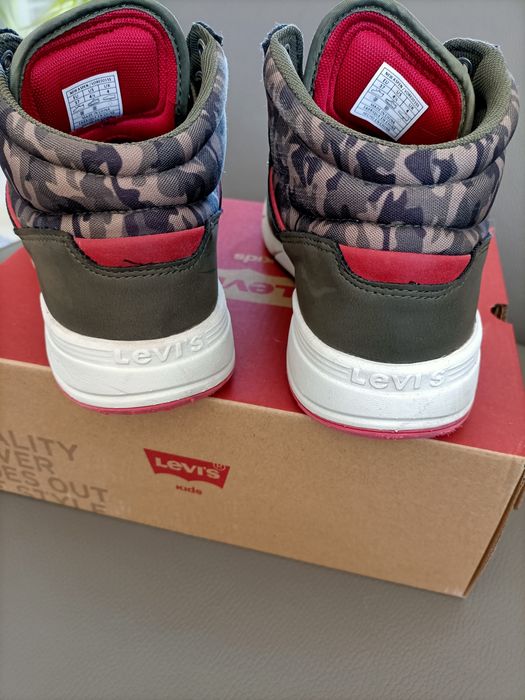 Buty dziecięce Levi's r. 37