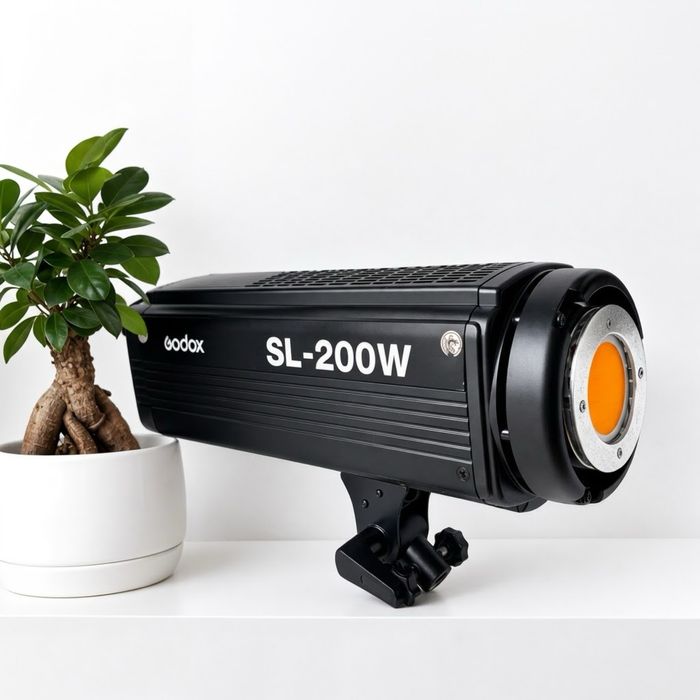 Lampa Godox LED 200W mocowanie Bowens lampa studyjna, światło stałe