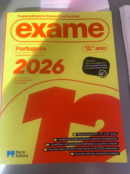 Livro de preparação de exames nacionais