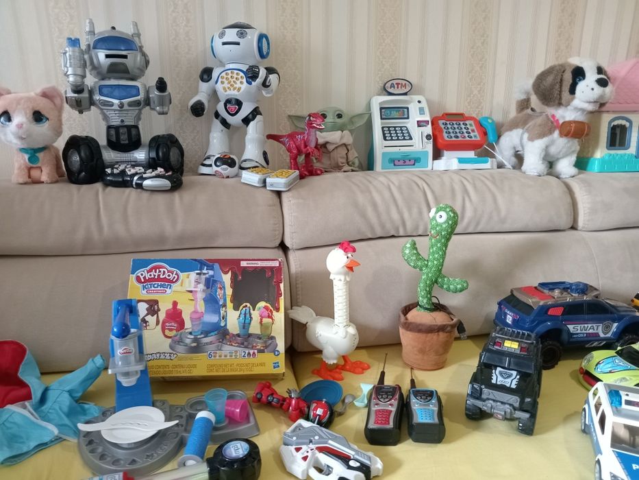 Интерактивный робот