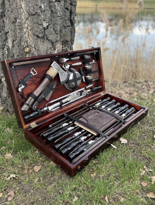 НЕЙМОВІРНИЙ подарунковий набір шампурів в кейсі! Для справжніх Героїв!